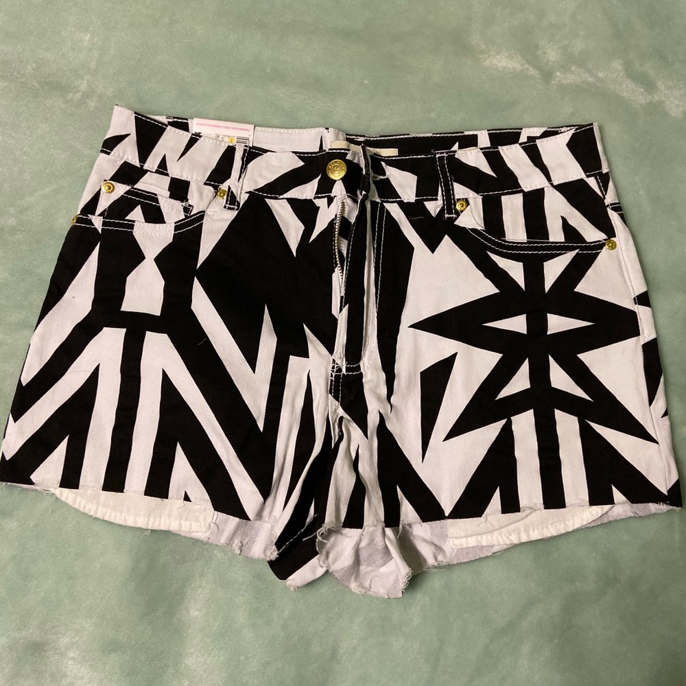 NWT Nicki Minaj High-Rise Shorts